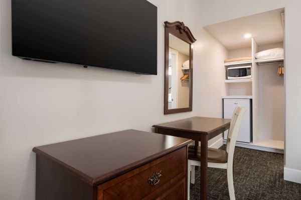 Canadas Best Value Inn (Brackley)